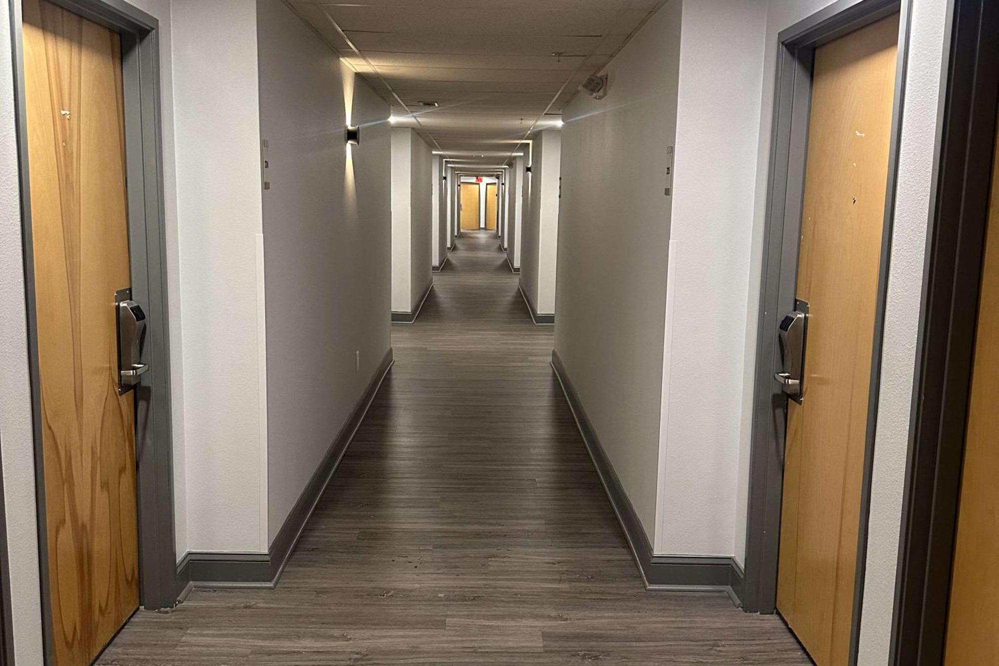 Comfort Suites Waldorf Exterior foto